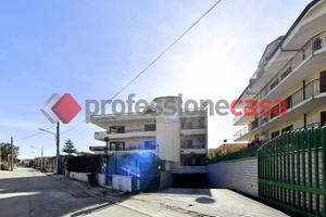 Box/Posto auto San Nicola la Strada