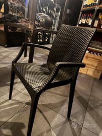 Sedia in plastica a fusione unica 25,00€ al pz