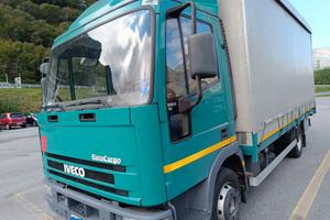 IVECO CON CASSONE E TELATO