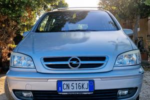 OPEL Zafira - 2004