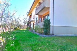 Tricamere con terrazza, garage e cantina