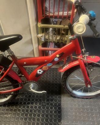 bici rossa bimbo/a 4-6 anni