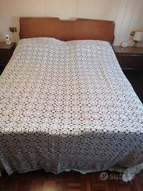 Coperta matrimoniale all'uncinetto 
