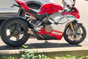  Ducati Panigale V4 Speciale 