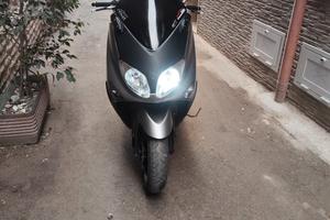 TMAX 500