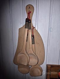 tagliere e mestoli