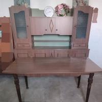 credenza e tavoli