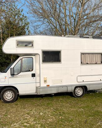 Camper Mobilvetta driver 57 6 posti