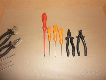 Cacciaviti BETA + pinza ELEMATIC+ tronchese KRAVM