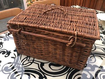 Cesto da pic nic vintage in midollino