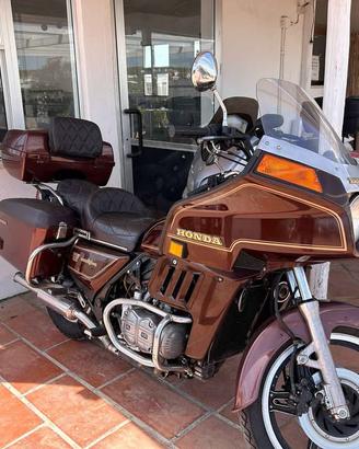 HONDA GOLDWING GL1100 (1981) – UN MITO ISCRITTO AS