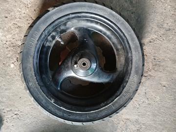 cerchio anteriore Phantom F12