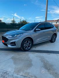 Ford Kuga Hybrid Plug-In ST Line