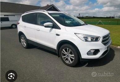 Ford Kuga plus 2017.  60 Mila km.
