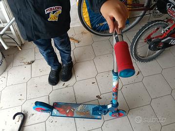 🛴 Monopattino Spider-Man Marvel