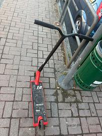 monopattino freestyle neyroud