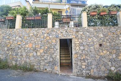 Spotorno Rif LEO casa vacanze loc.breve