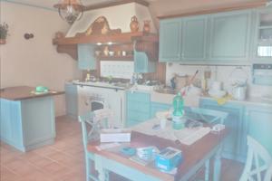 Casale ristrutturato arredato