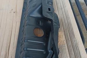  Mitsubishi L200 sede porta faro posteriore dx