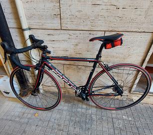 Bicicletta da strada Focus
Culebro in alluminio
