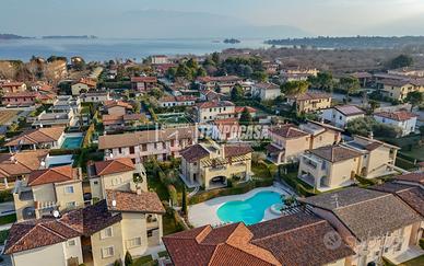 Villa a Schiera a Manerba del Garda 5 locali