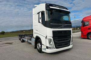 VOLVO FH 460 MASSIMA LUNGHEZZA 12 METRI MOTORE NUO