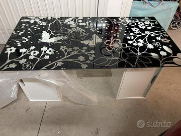 tavolo / scrivania ikea