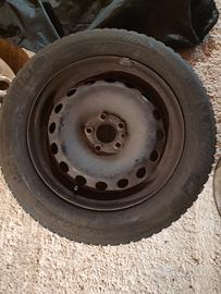 cerchi a 5 fori raggio 15"