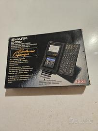 Sharp IQ-7000 Organizer Elettronico Vintage 