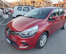 RENAULT Clio Sporter TCe 12V 90 CV Business Unip