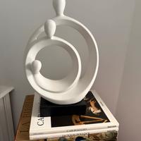 Scultura moderna famiglia minimalista bianca