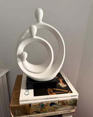 Scultura moderna famiglia minimalista bianca