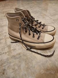 Converse alte in pelle