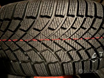 Pneumatici invernali 215/60 R16 nuovi