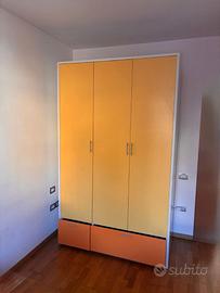 Armadio cameretta bianco, giallo, arancione