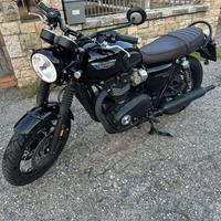 Triumph bonneville T120 black