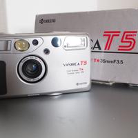 YASHICA T 5 ottica  CARL ZEISS