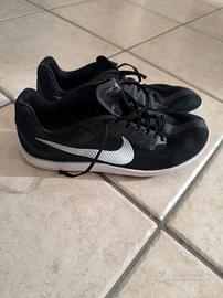 scarpe chiodate per atletica 
