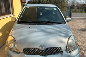 Toyota Yaris 1.0 benzina 2005