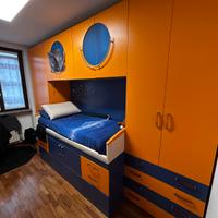 Camera da letto moderna e versatile