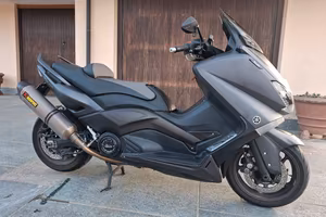 Yamaha T-Max 530