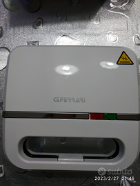 Tostiera marca Ferrari