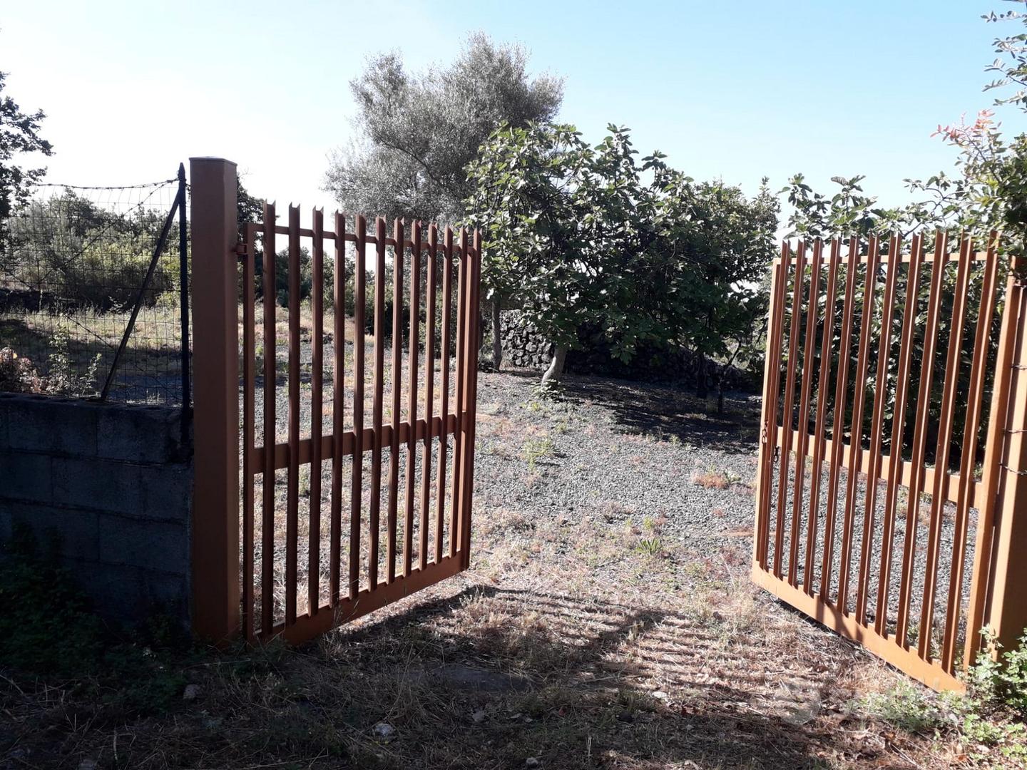 Terreno agricolo di mq.3433 con rustico catastato - Vista 2