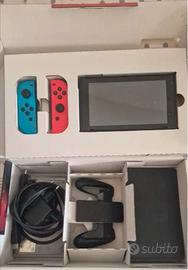 Nintendo Switch + Accessori + 2 Giochi
