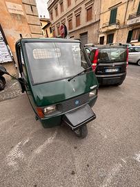 Piaggio APE 703TM