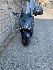 TMAX TECH-MAX 560 2021  - 10.000 KM - AKRAPOVIC