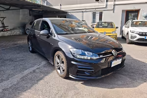 Volkswagen Golf 2.0 TDI 5p. R-LINE