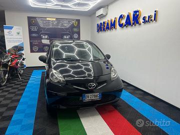 Toyota Aygo 1.0 12V VVT-i 5 porte -OK Neopatentati