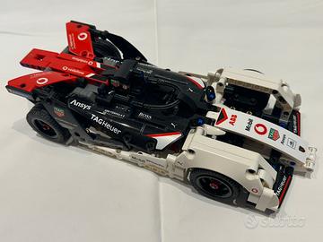 LEGO Technic 42137 Porsche Formula E COMPLETO