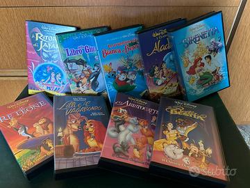 9 Videocassette originali Disney+omaggio